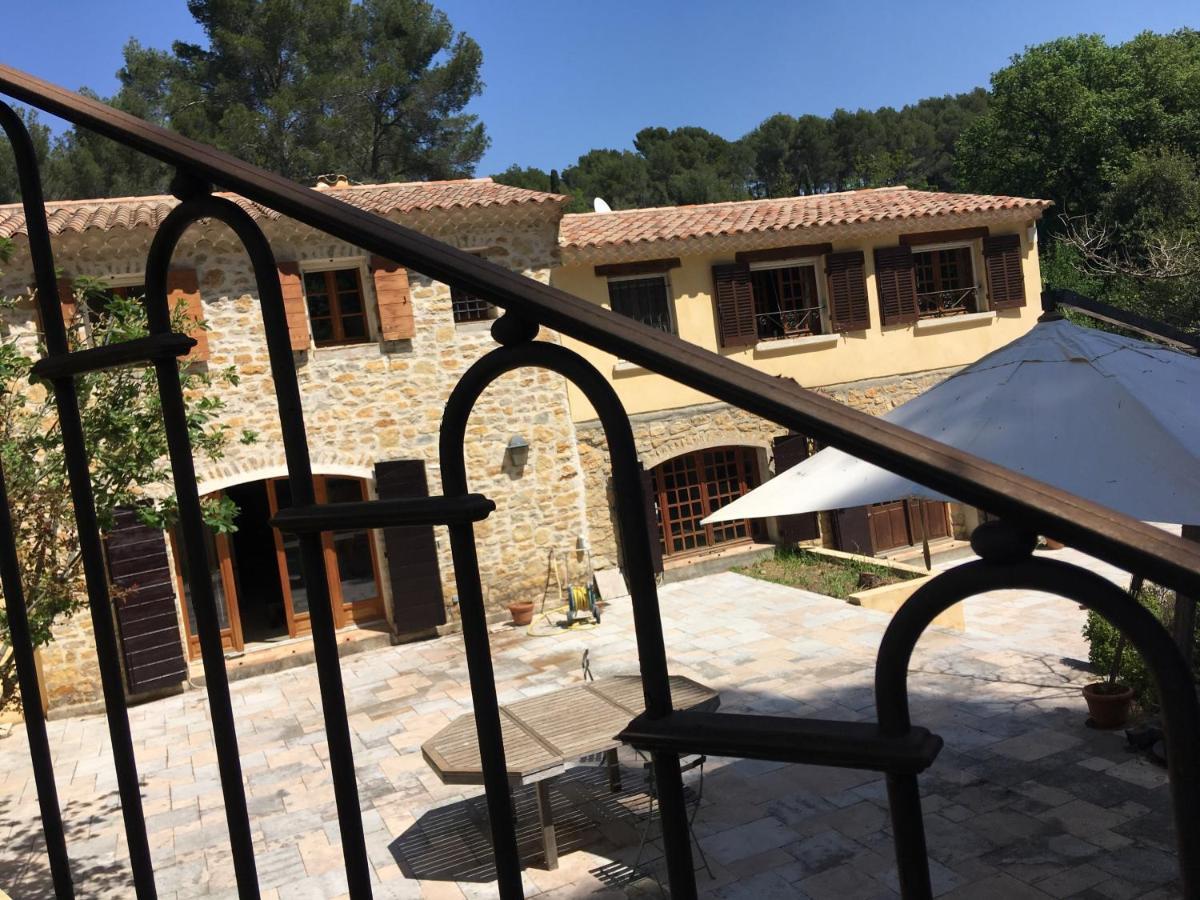 Vila La Teze Le Castellet  Exteriér fotografie